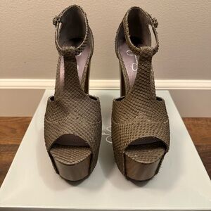 Jessica Simpson Dany Platform Sandals | Grey Matte Raw Stamped Snake | 9M | NWT